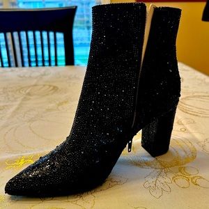 Betsy Johnson Size 8.5 Cady ankle boot, black rhinestones, never worn